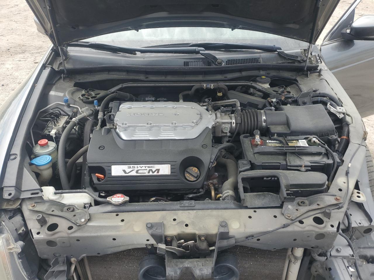 1HGCP3F86BA030741 2011 Honda Accord Exl