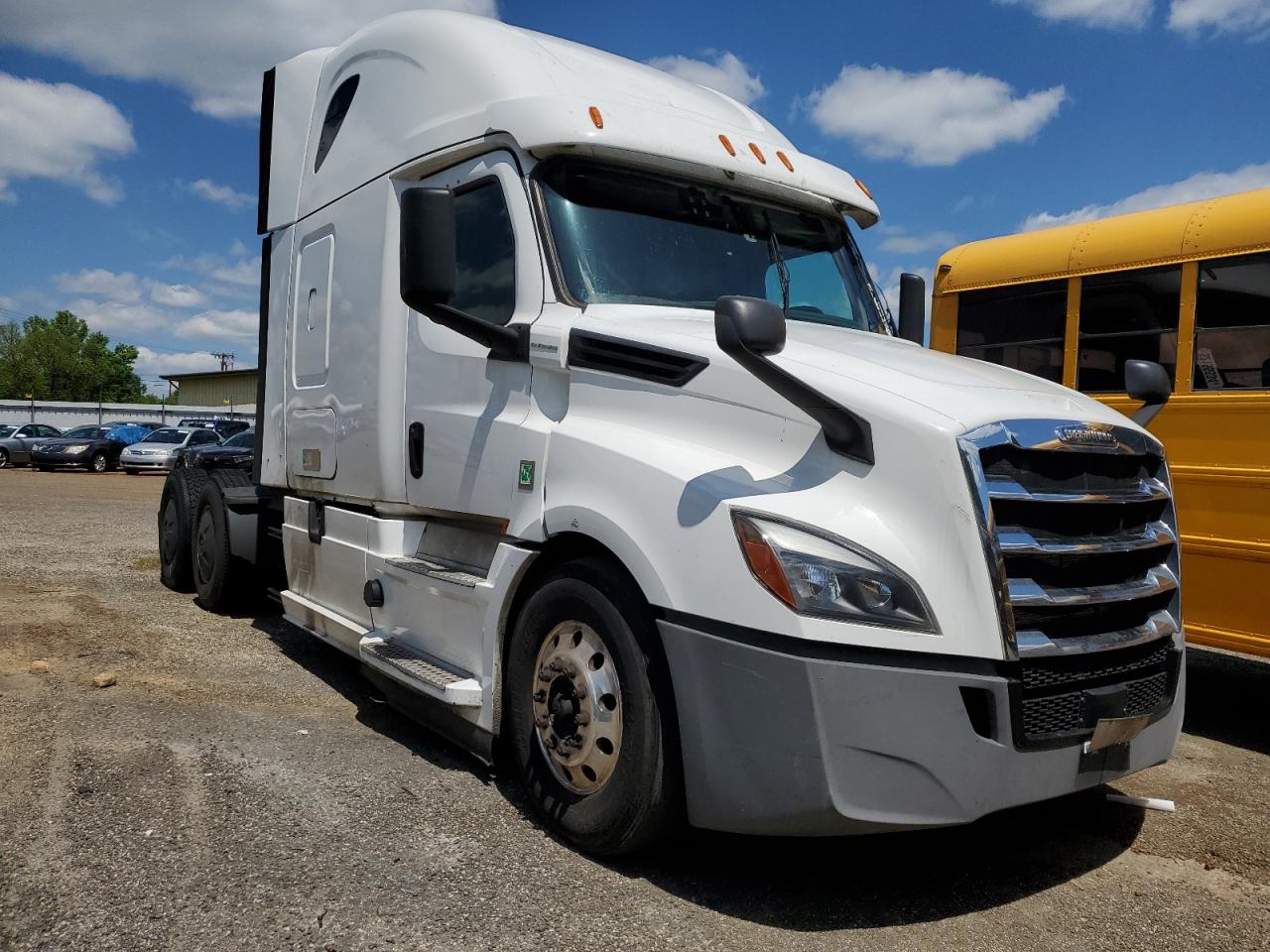 1FUJHHDR5LLLY7788 2020 Freightliner Cascadia 126