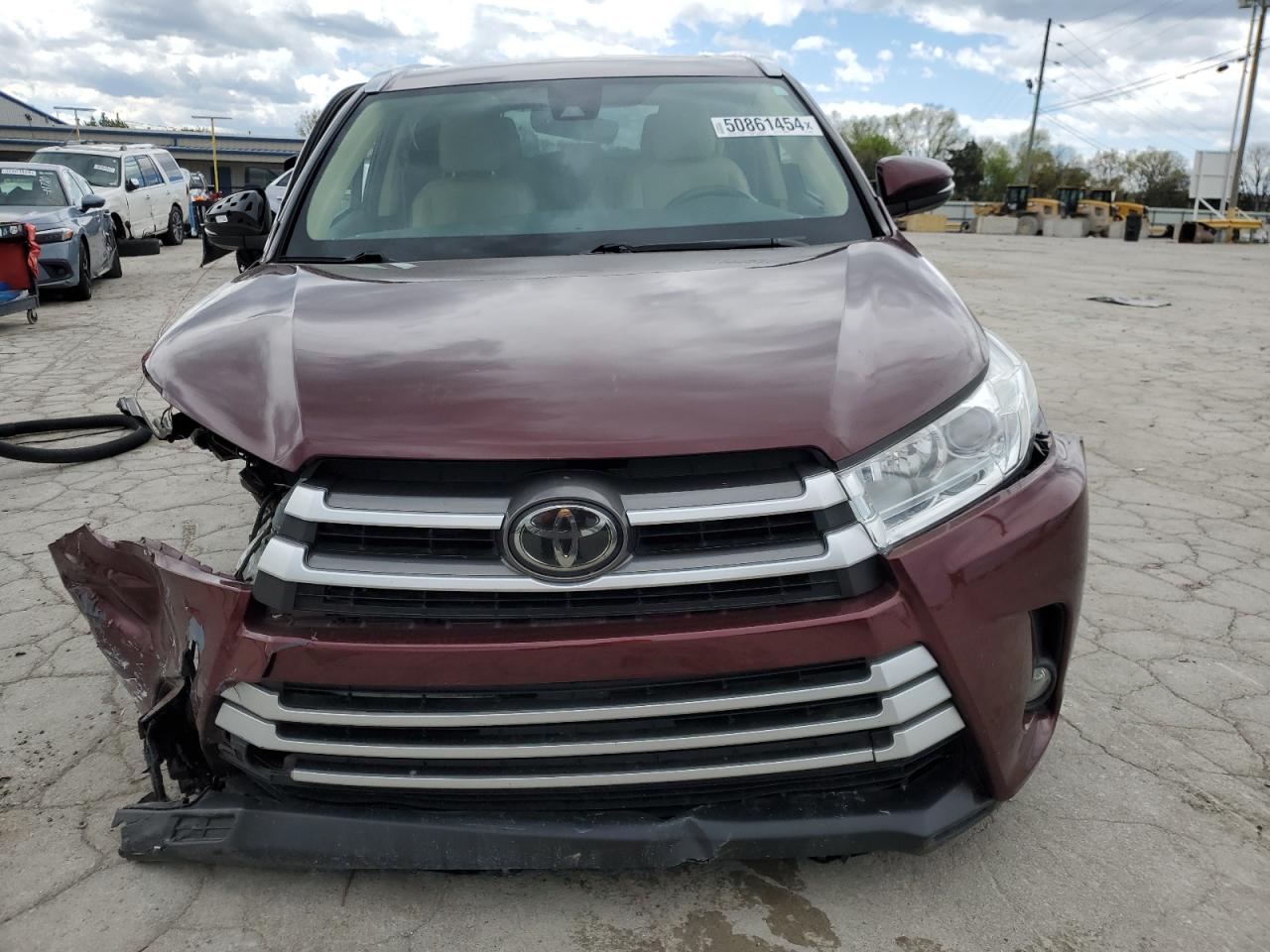 2017 Toyota Highlander Se vin: 5TDKZRFH3HS228681