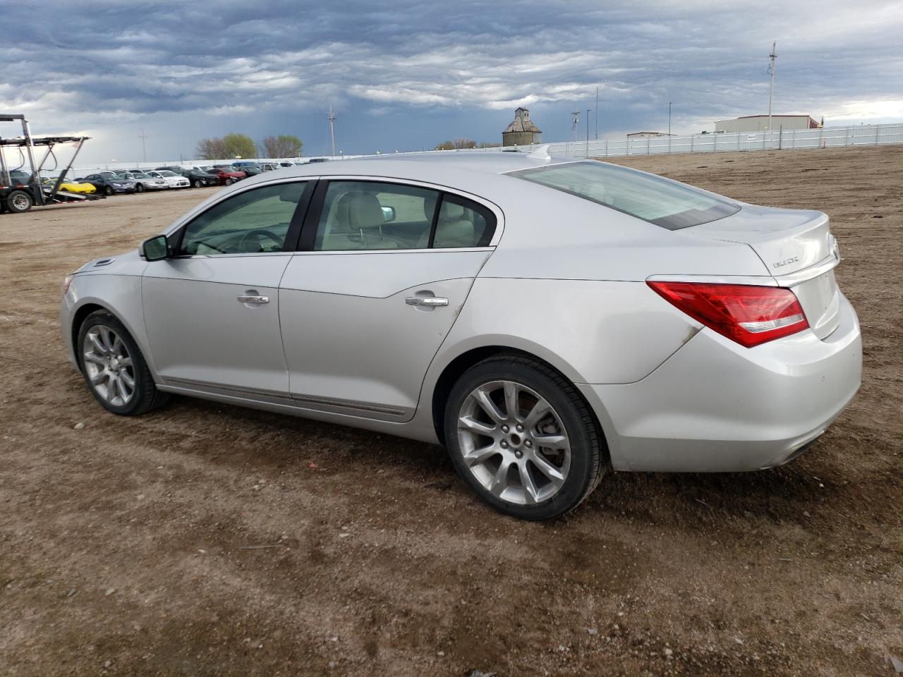 2014 Buick Lacrosse vin: 1G4GB5G35EF154886