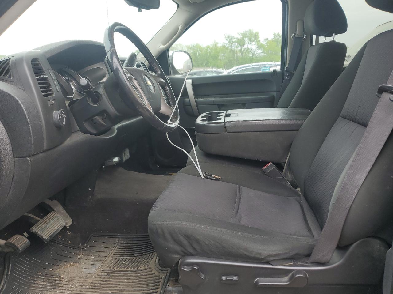 3GCPKSE30BG333269 2011 Chevrolet Silverado K1500 Lt