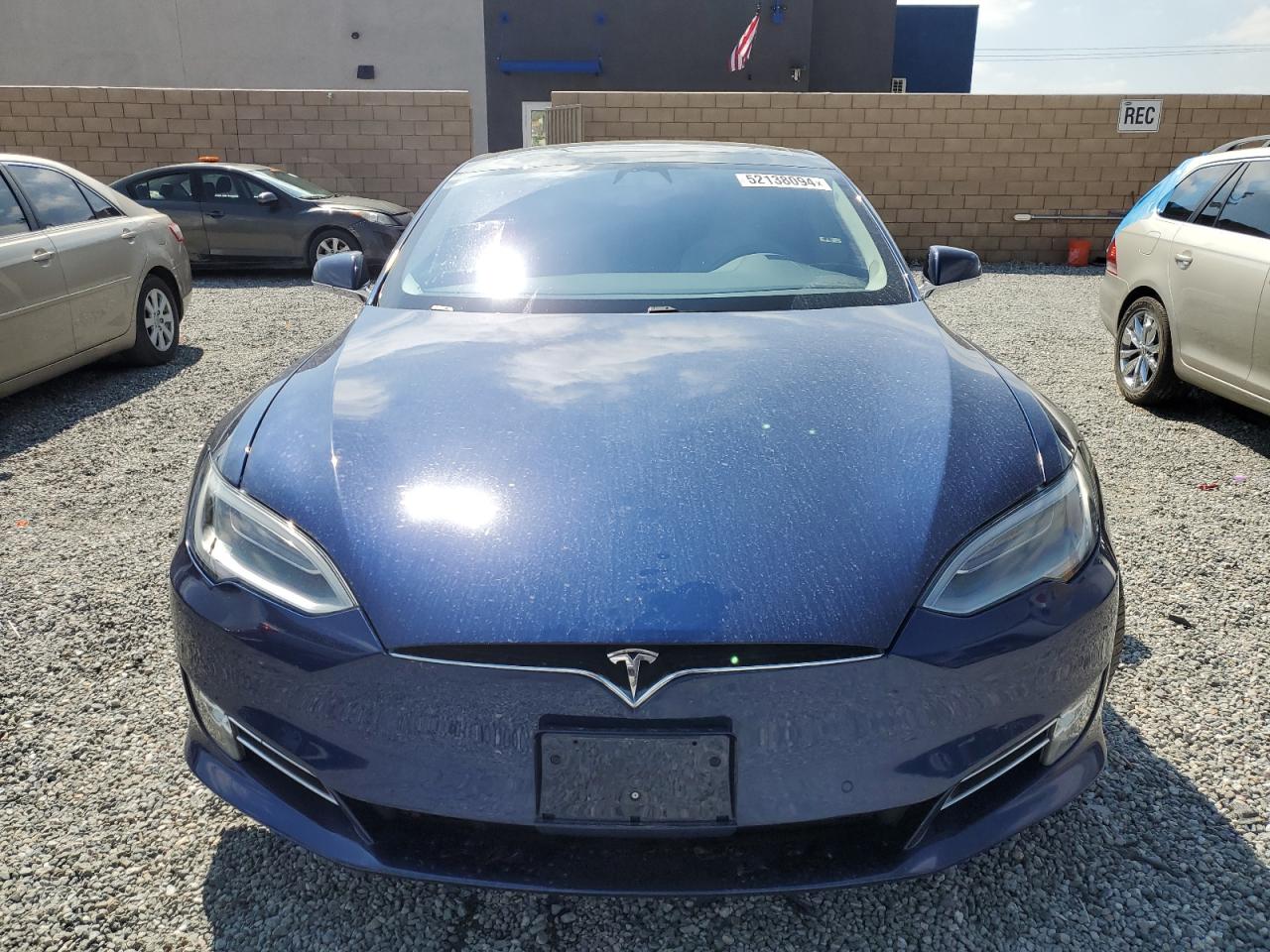 5YJSA1E28JF272708 2018 Tesla Model S