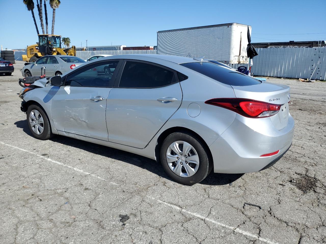 5NPDH4AE6GH697554 2016 Hyundai Elantra Se