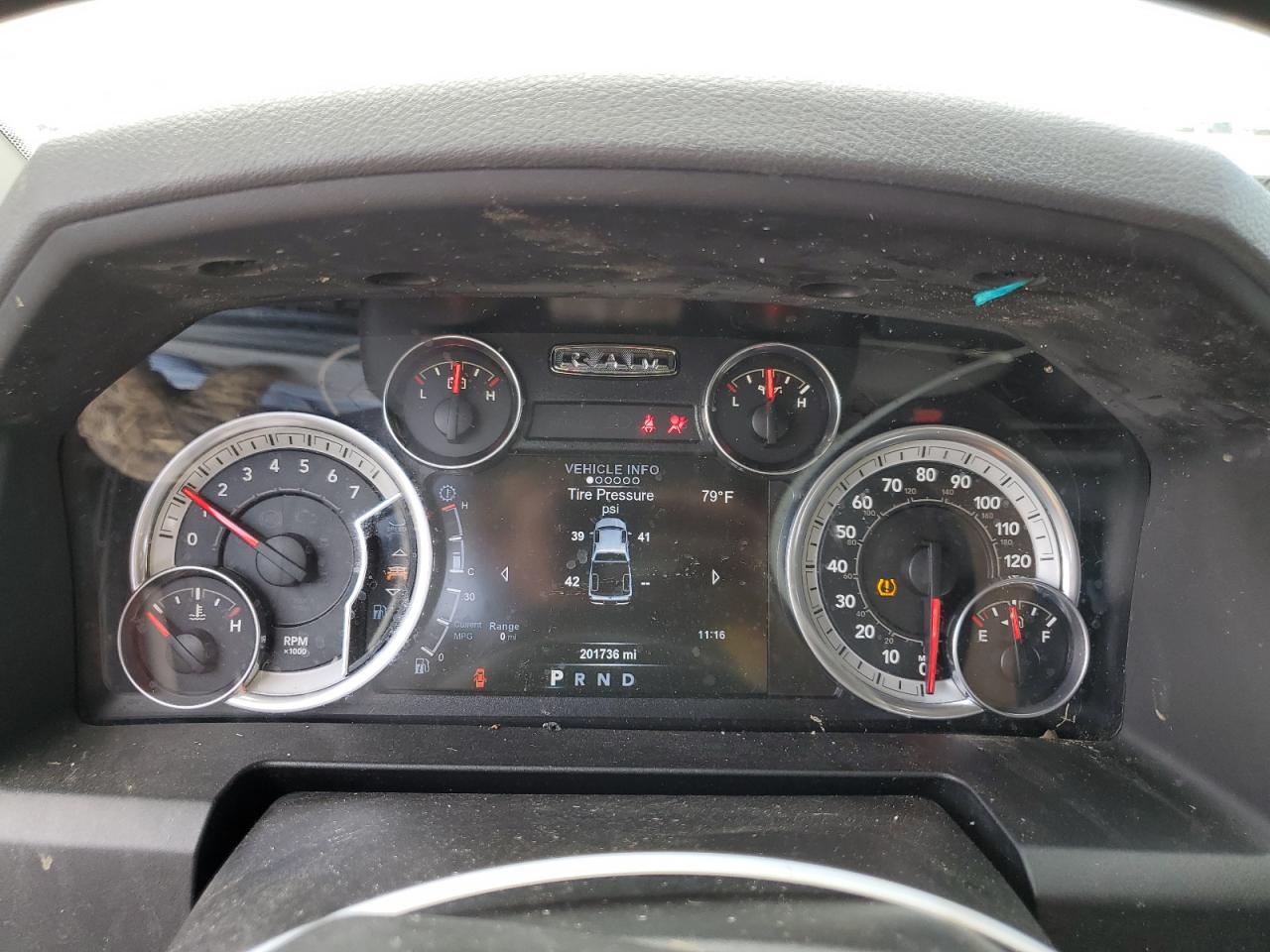 1C6RR7LT0FS621867 2015 Ram 1500 Slt