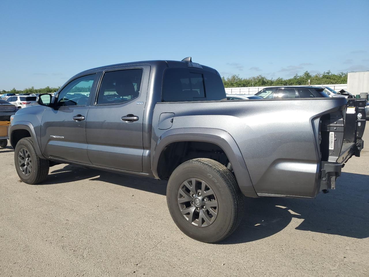 3TMCZ5AN2NM482369 2022 Toyota Tacoma Double Cab