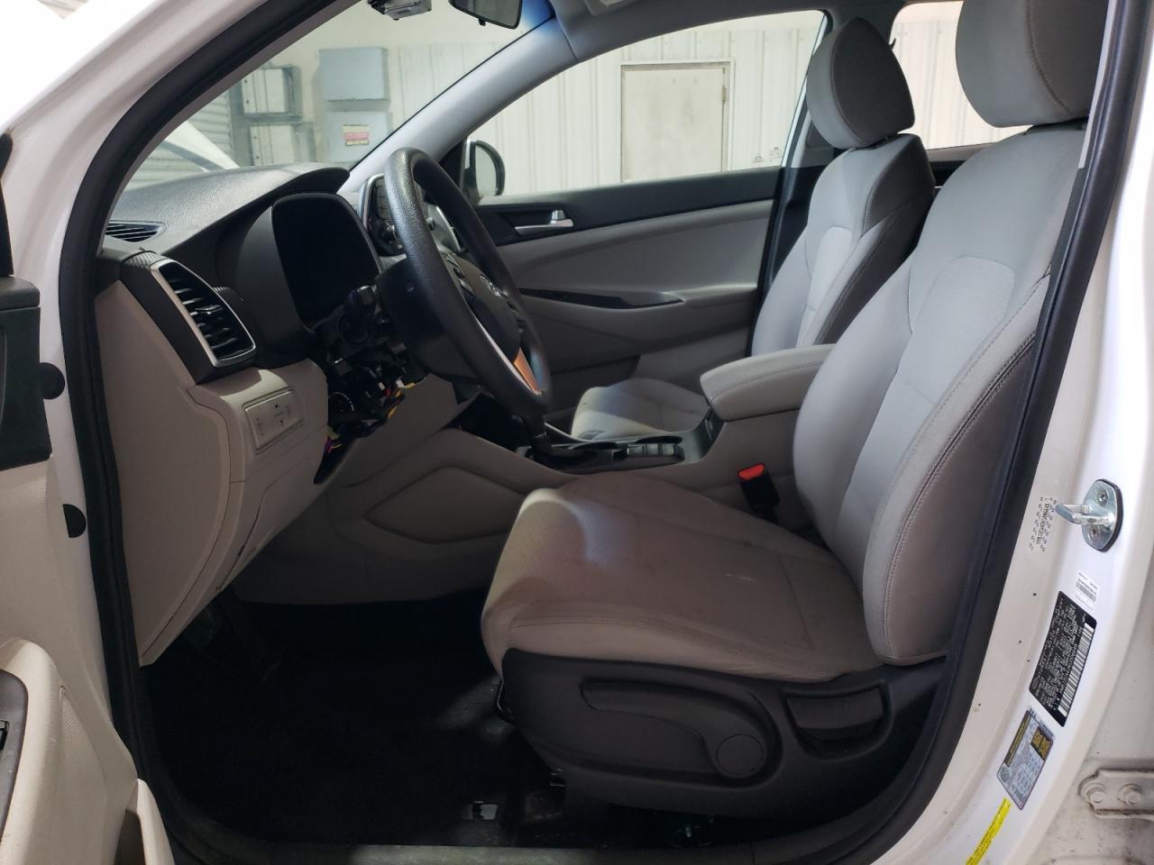 KM8J2CA42KU006648 2019 Hyundai Tucson Se