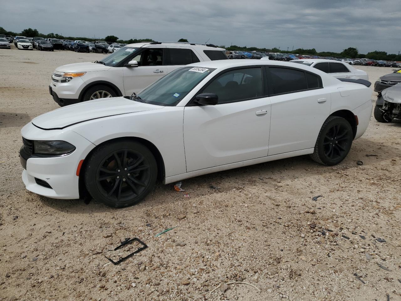 2C3CDXHG9GH312971 2016 Dodge Charger Sxt