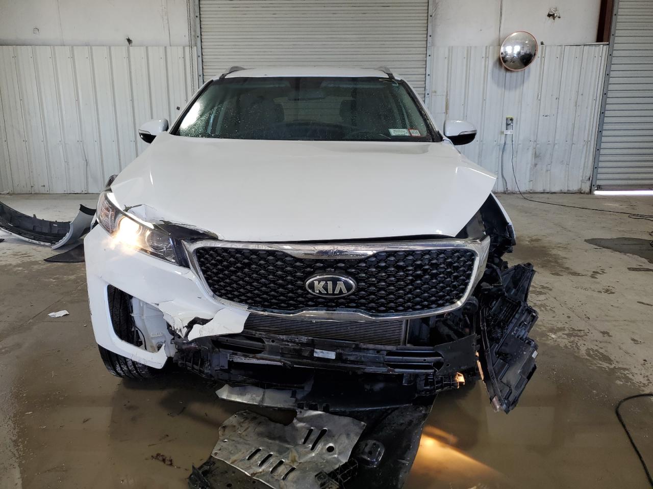 2016 Kia Sorento Lx vin: 5XYPG4A58GG145626