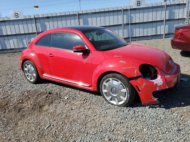 2016 VOLKSWAGEN BEETLE SE - 3VWJ17AT5GM632144