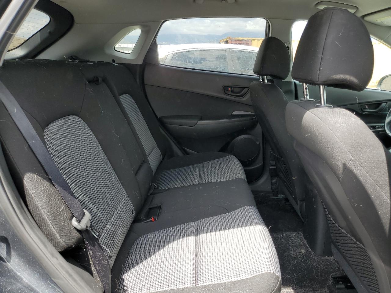 KM8K22AAXJU078197 2018 Hyundai Kona Sel