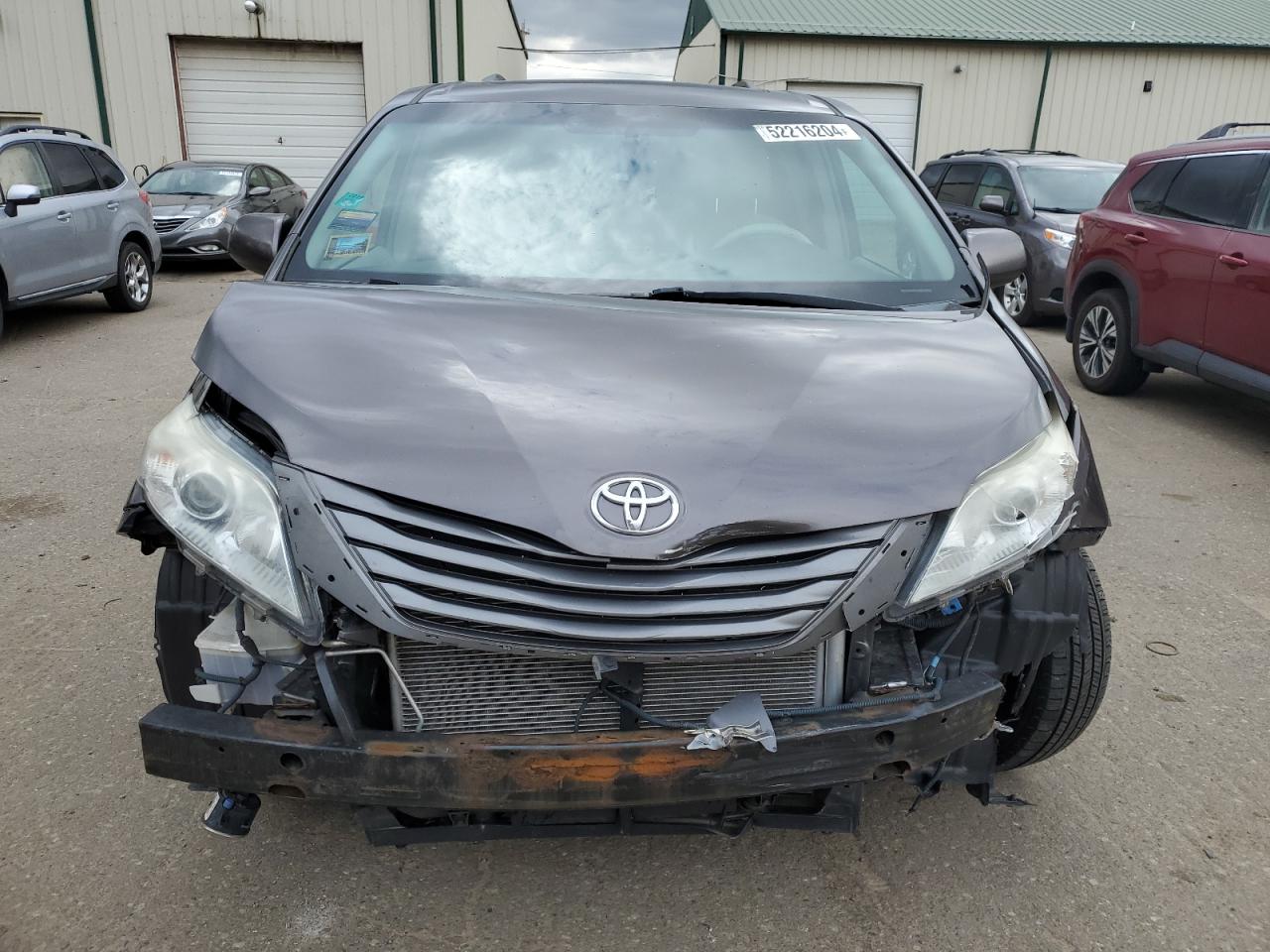 5TDYK3DC4CS234727 2012 Toyota Sienna Xle