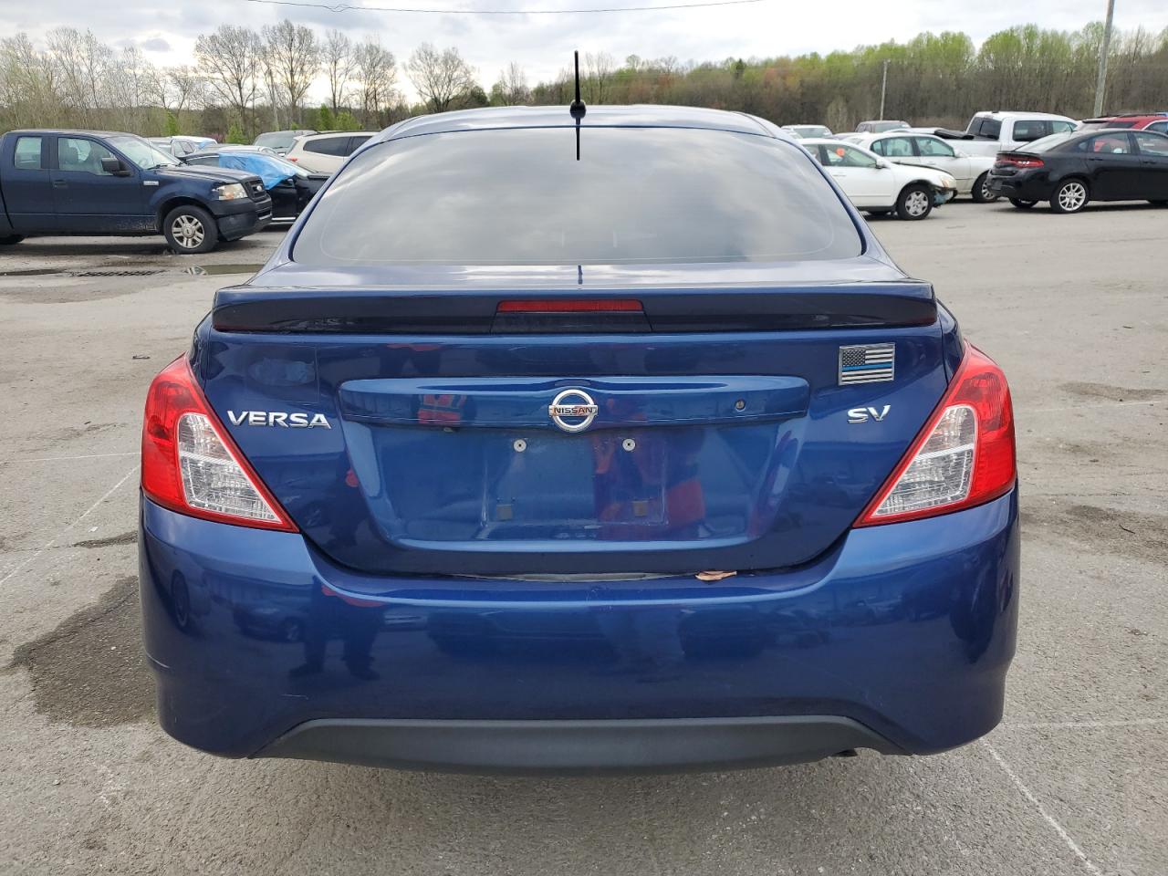 3N1CN7AP6KL812575 2019 Nissan Versa S