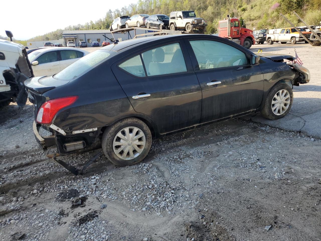 3N1CN7AP9JL801116 2018 Nissan Versa S