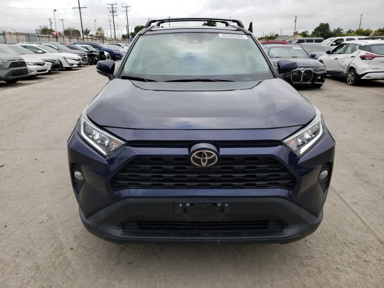 2021 Toyota Rav4 Xle vin: 2T3W1RFV4MW134431