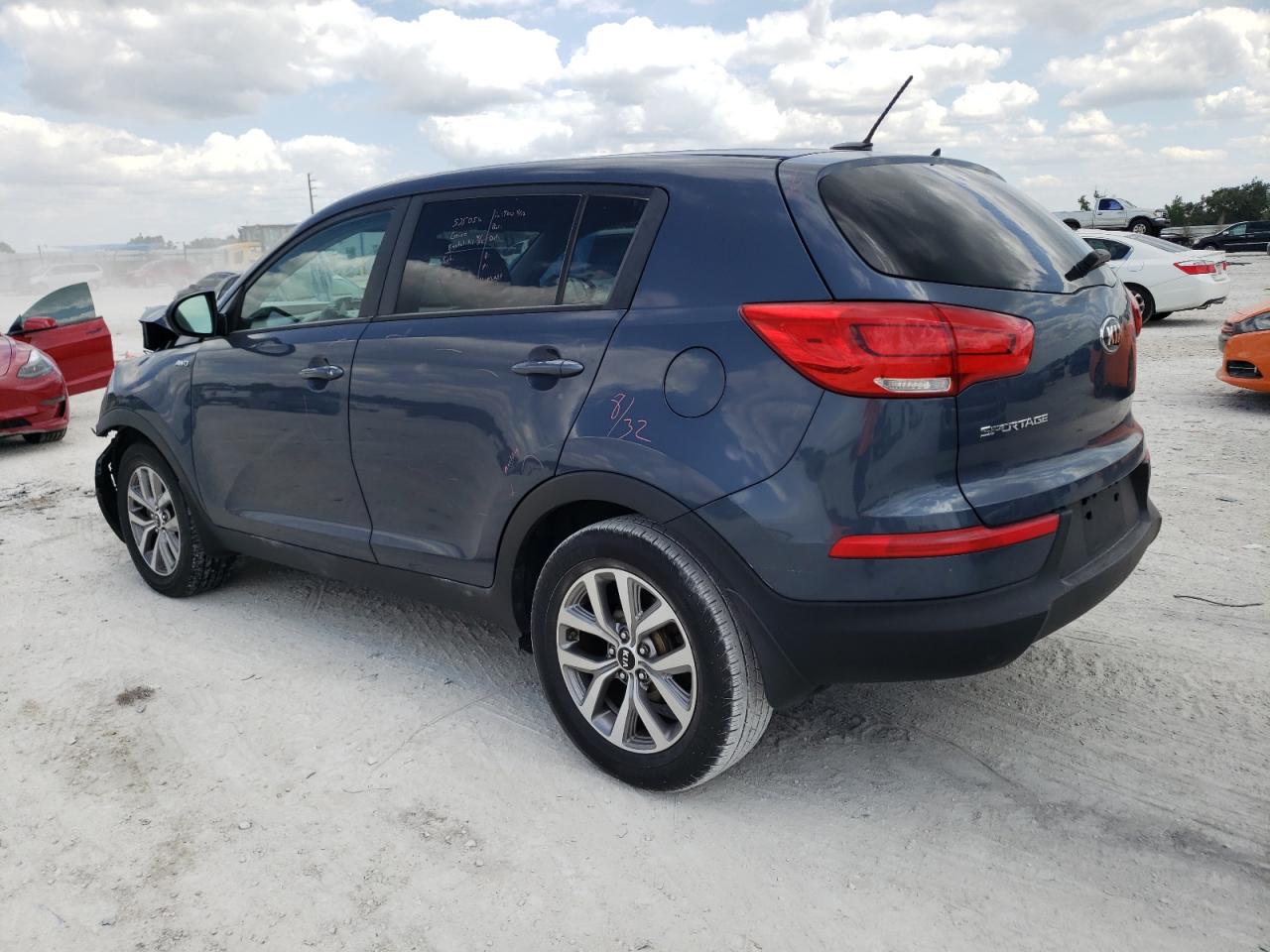 KNDPBCAC3F7748387 2015 Kia Sportage Lx