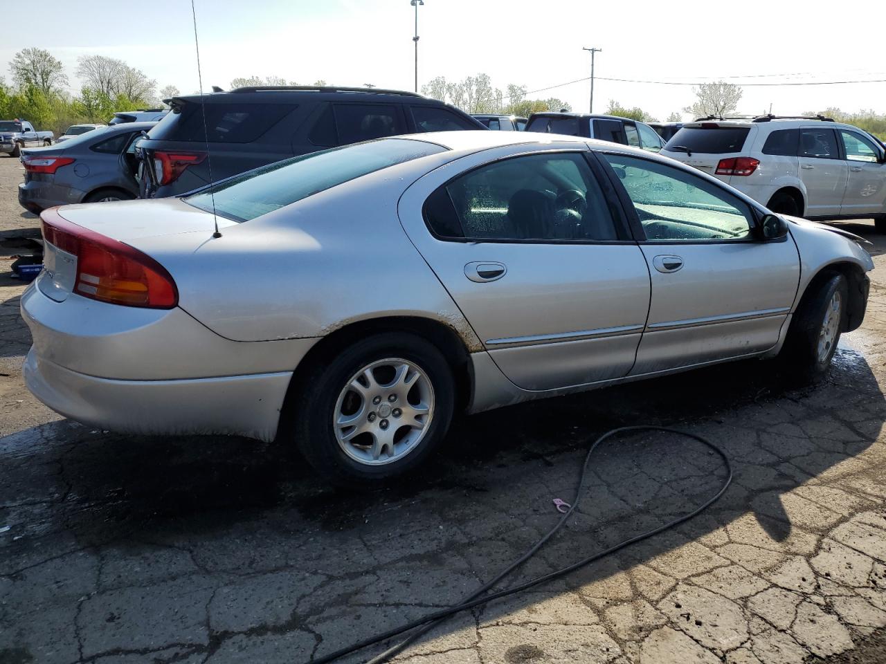 2B3HD46R64H711905 2004 Dodge Intrepid Se