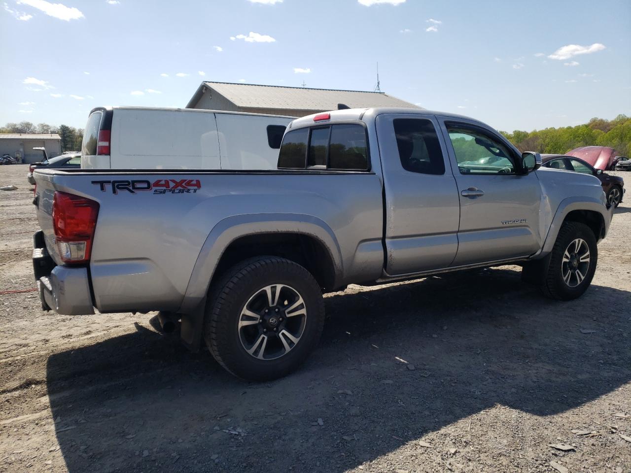 5TFSZ5AN1HX115232 2017 Toyota Tacoma Access Cab