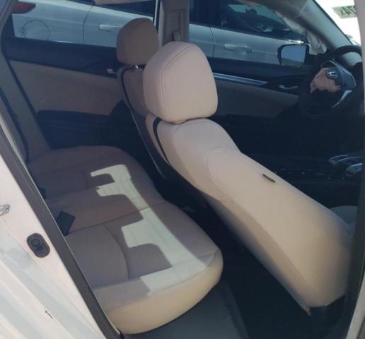 19XFC2F51JE040869 2018 Honda Civic Lx
