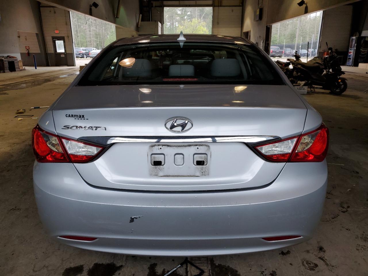 5NPEB4AC2BH218379 2011 Hyundai Sonata Gls