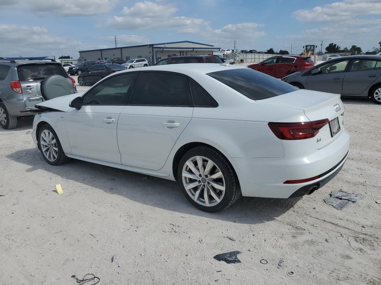 WAUDNAF41JA092151 2018 Audi A4 Premium