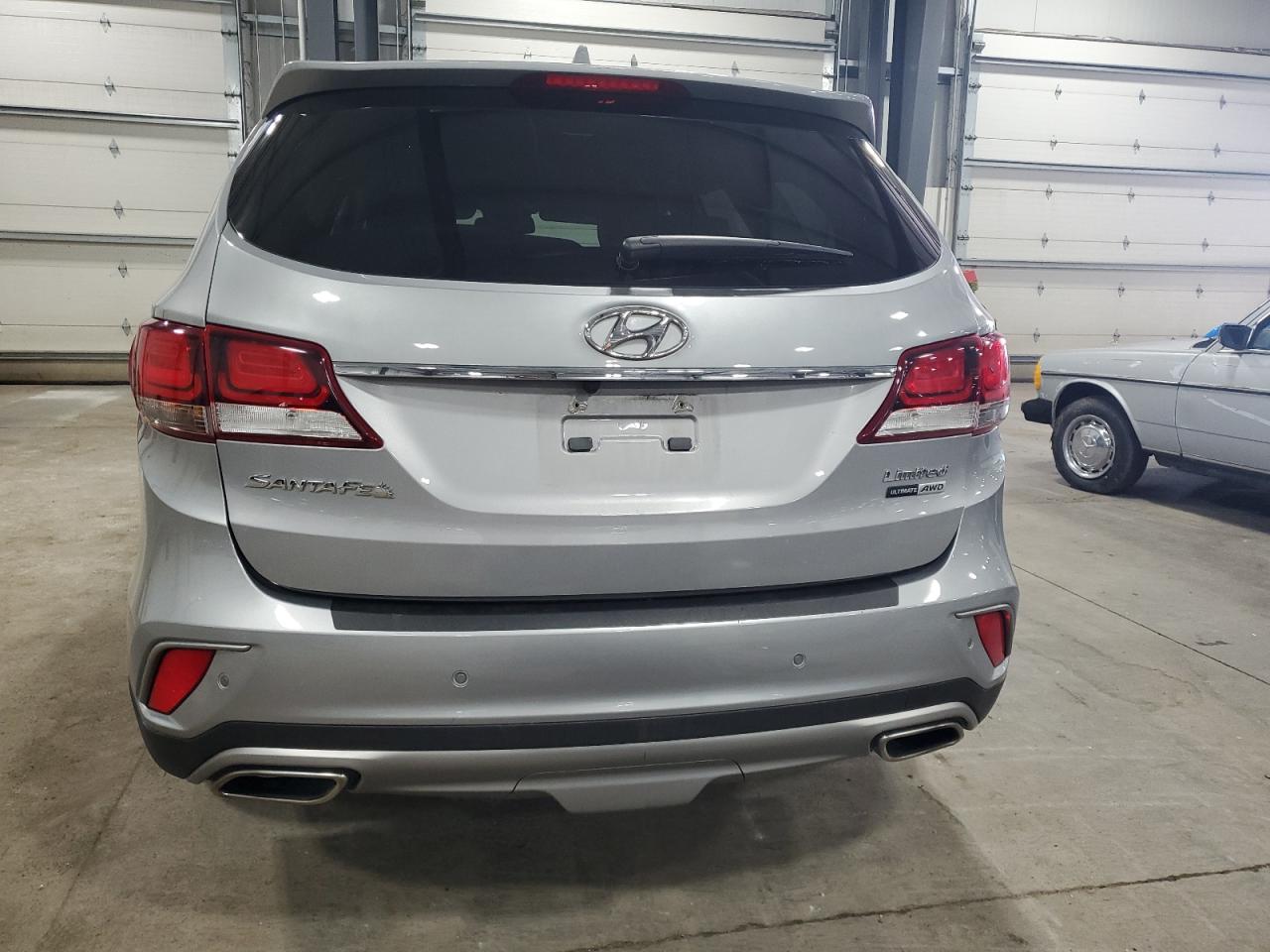 KM8SRDHF0HU251762 2017 Hyundai Santa Fe Se Ultimate