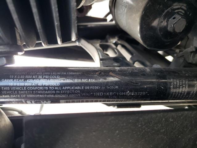 2017 HARLEY-DAVIDSON FLHX STREE - 1HD1KBC19HB653729