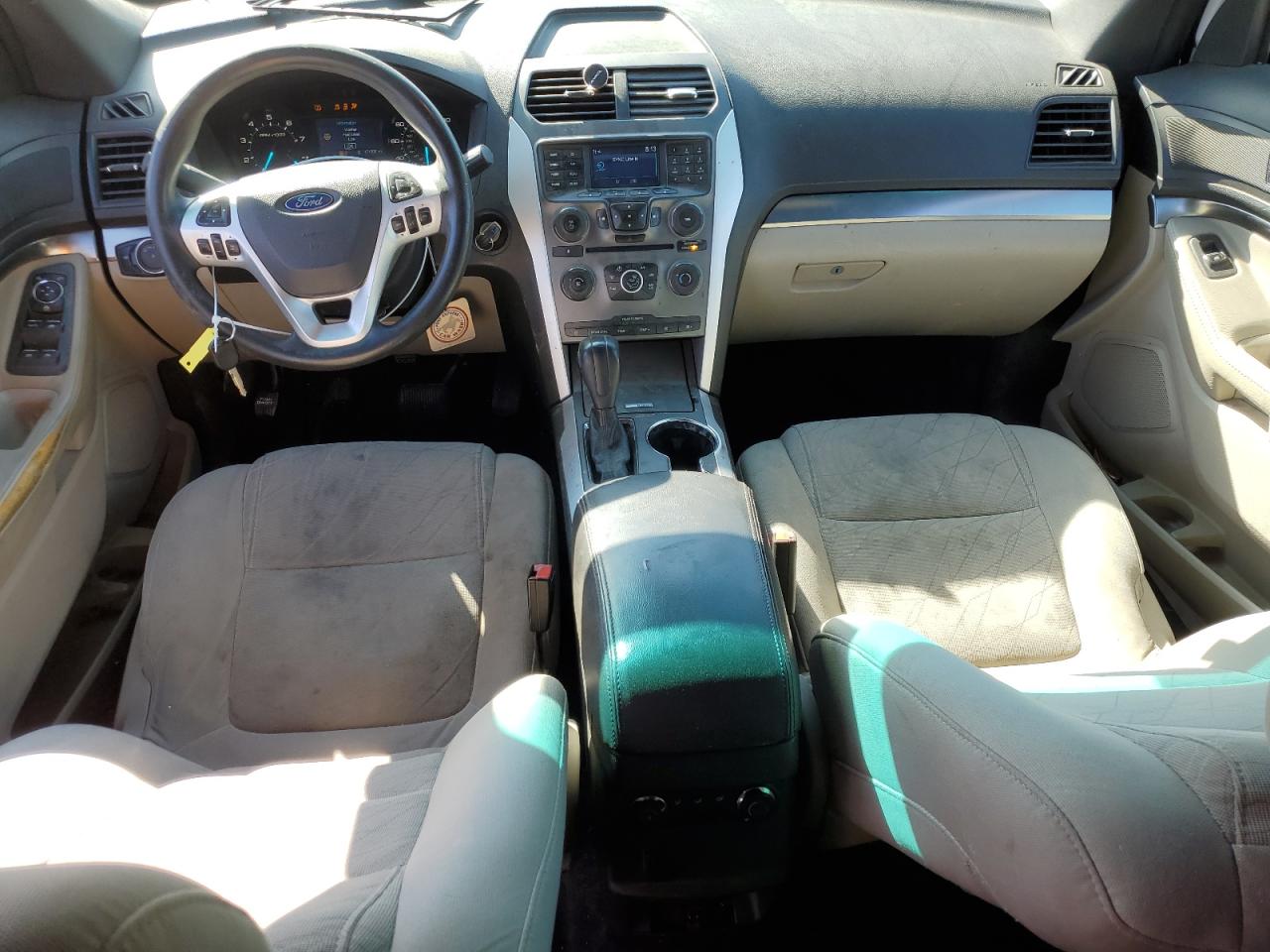 1FM5K8B84FGB52697 2015 Ford Explorer