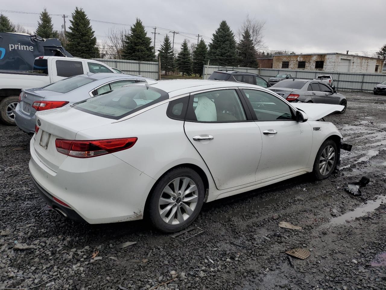 5XXGT4L3XJG260750 2018 Kia Optima Lx