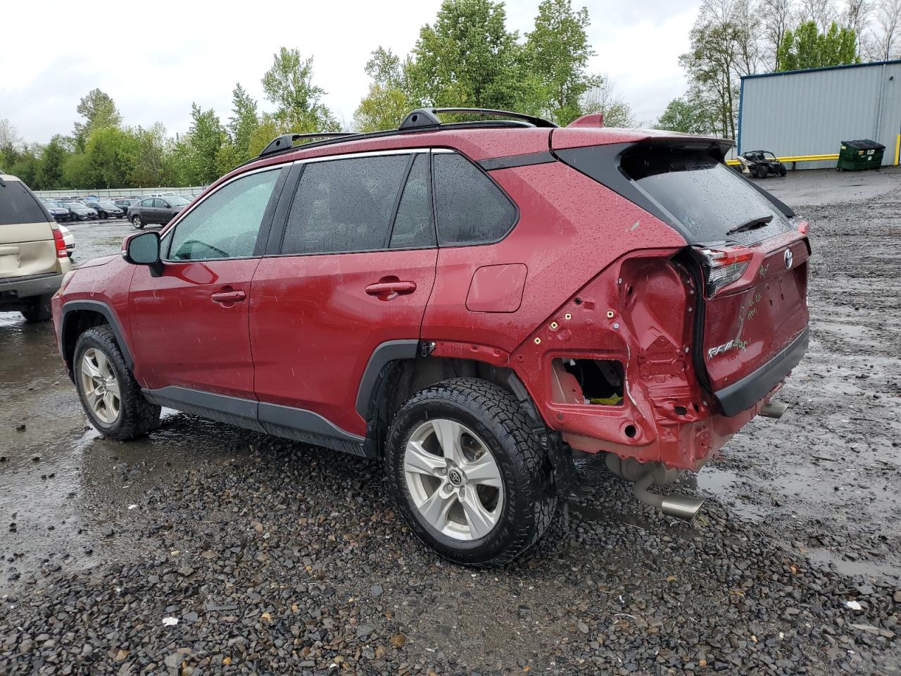 2T3P1RFV6MW176992 2021 Toyota Rav4 Xle