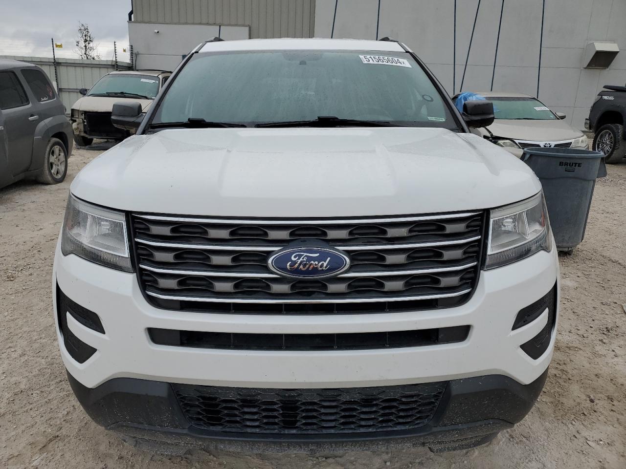 1FM5K7BH5HGD20425 2017 Ford Explorer