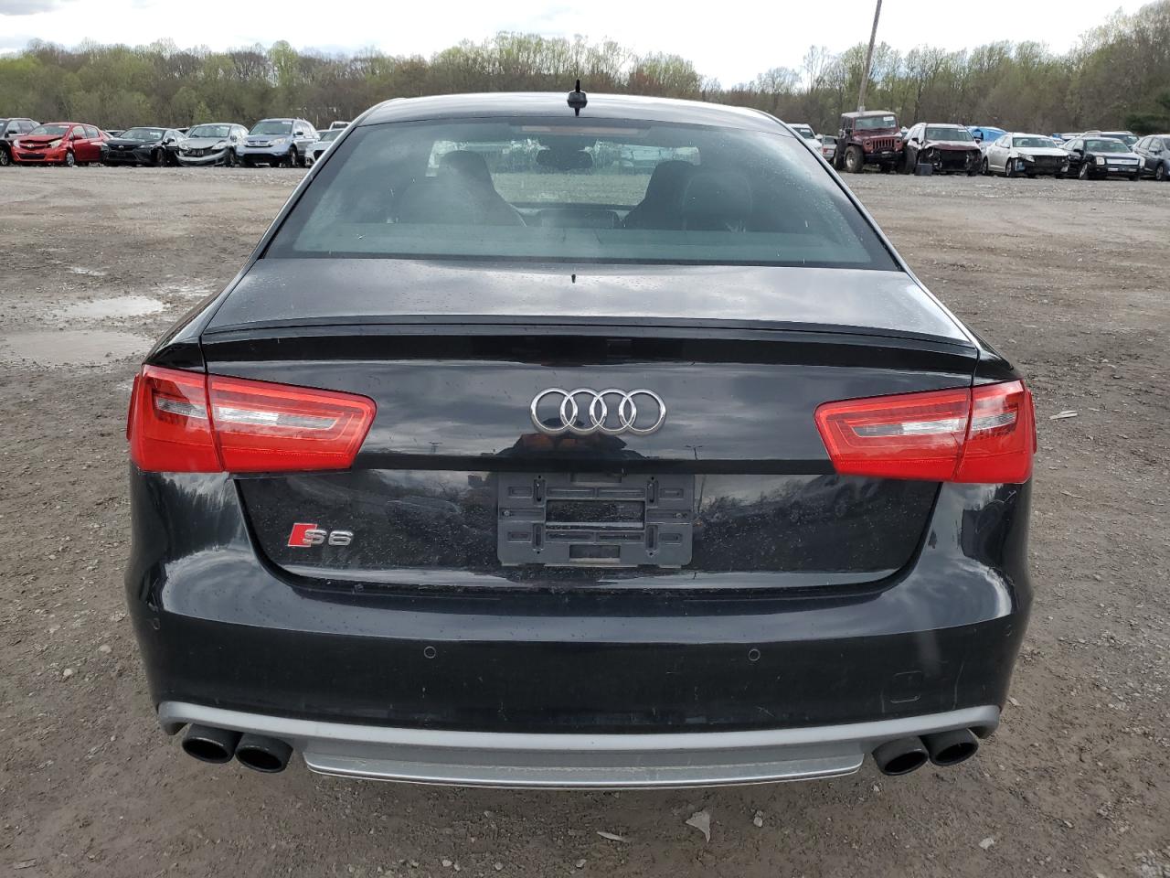 2013 Audi S6 vin: WAUF2AFC7DN118516