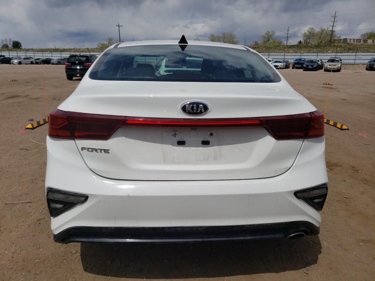 3KPF34AD2KE033991 2019 Kia Forte Gt Line