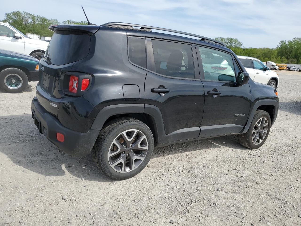 ZACCJBBB8HPG44095 2017 Jeep Renegade Latitude