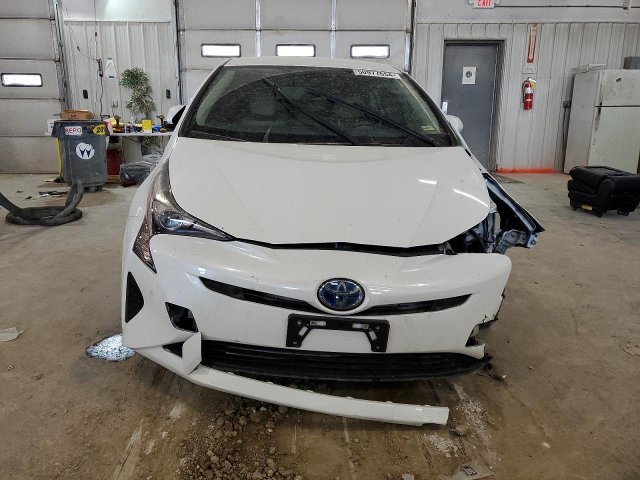 JTDKBRFU6H3048436 2017 Toyota Prius