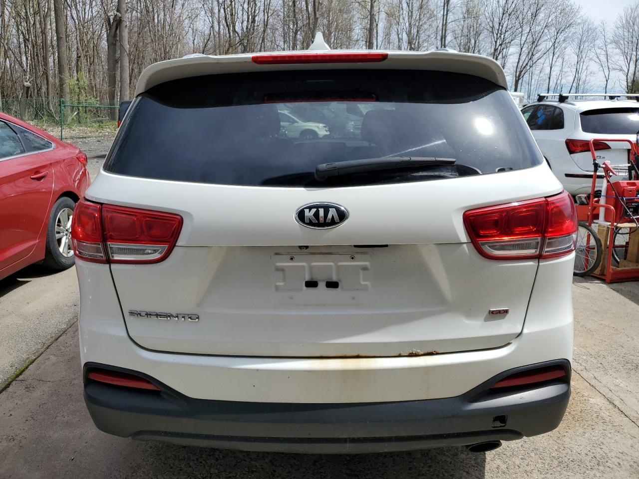 5XYPGDA32GG019311 2016 Kia Sorento Lx
