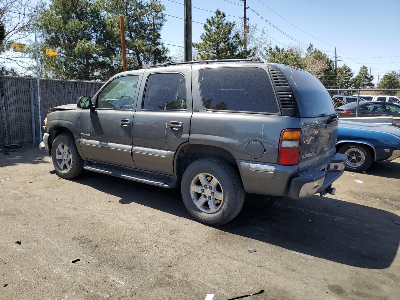 1GKEK13T32J136989 2002 GMC Yukon