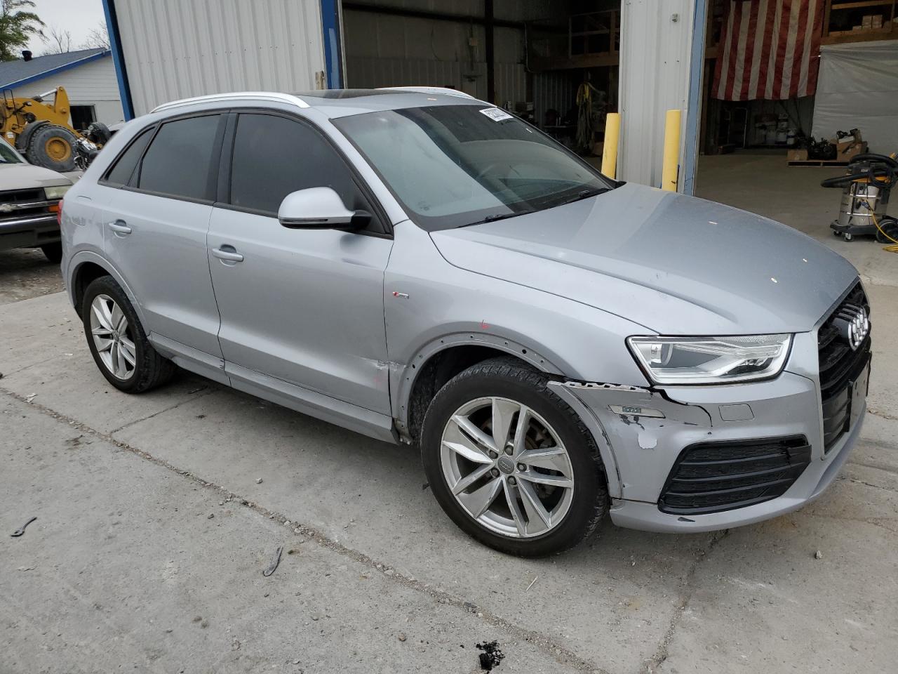 2018 Audi Q3 Premium vin: WA1BCCFS8JR012298