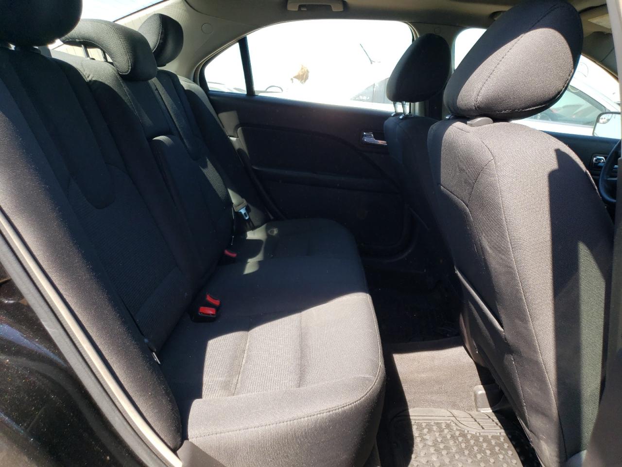 3FAHP0HA9BR302228 2011 Ford Fusion Se