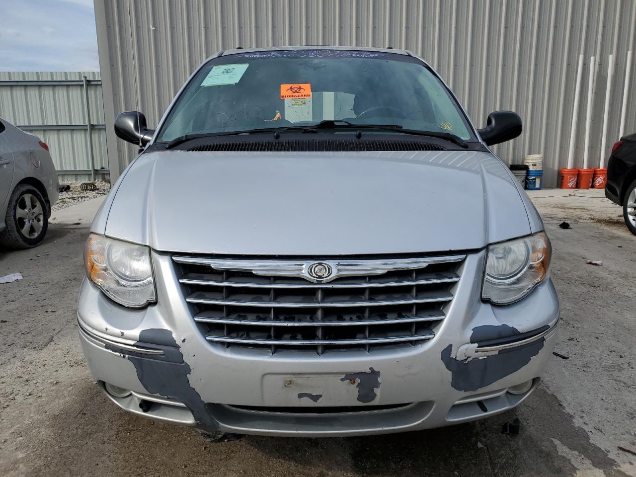 2A8GP64L86R697779 2006 Chrysler Town & Country Limited