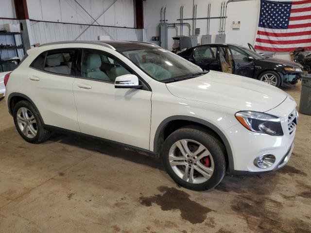 VIN WDCTG4GBXJJ414724 2018 Mercedes-Benz GLA-Class,... no.4