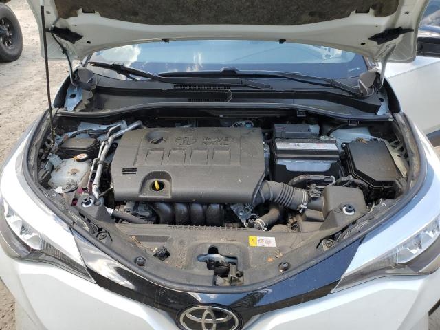 JTNKHMBX8N1131175 Toyota C-HR XLE 12