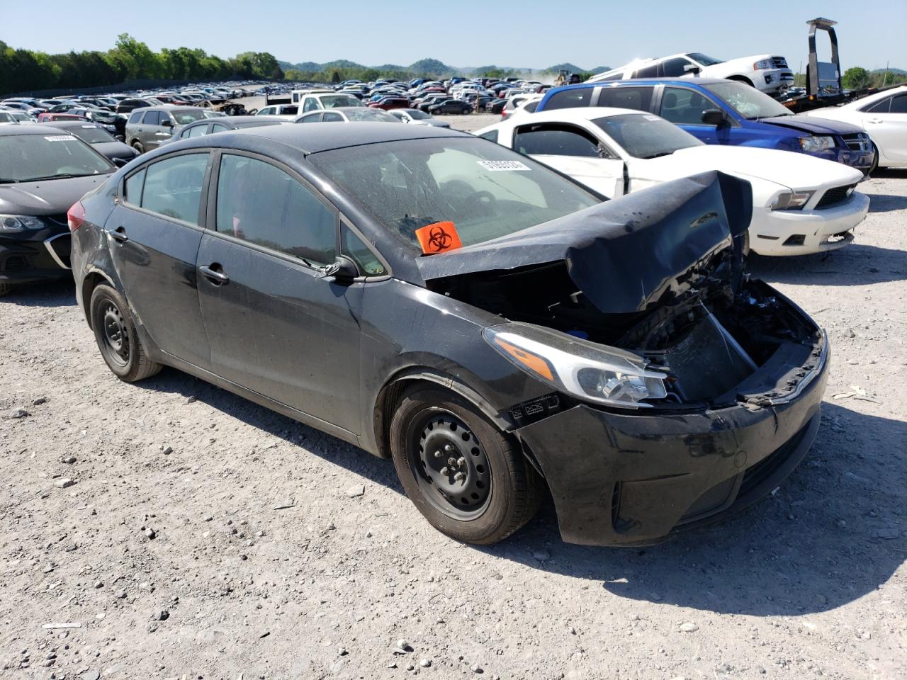 3KPFK4A71JE243185 2018 Kia Forte Lx