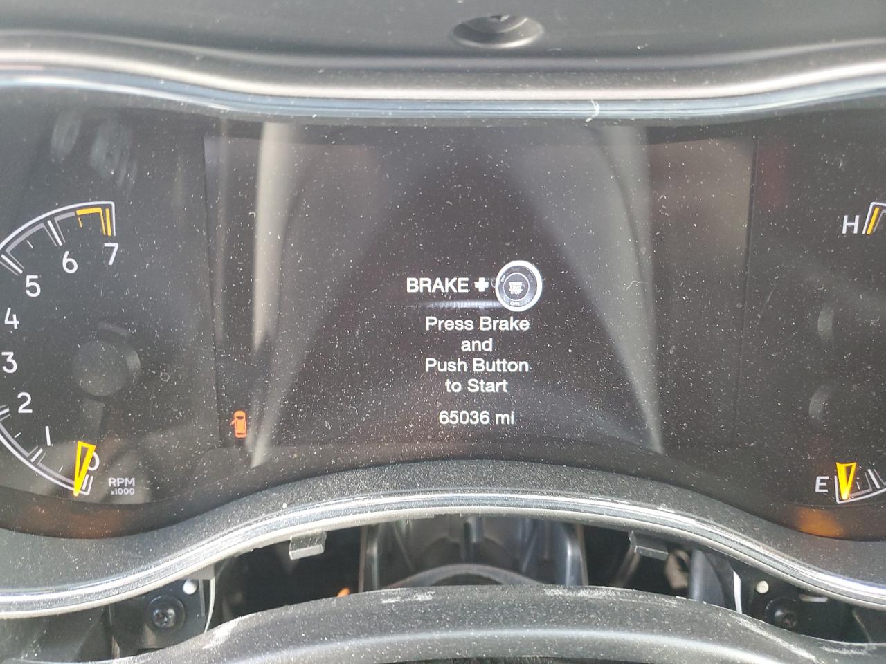 1C4RJEAG5JC397458 2018 Jeep Grand Cherokee Laredo