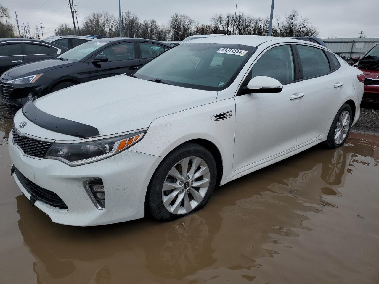 2018 Kia Optima Lx vin: 5XXGT4L33JG201104