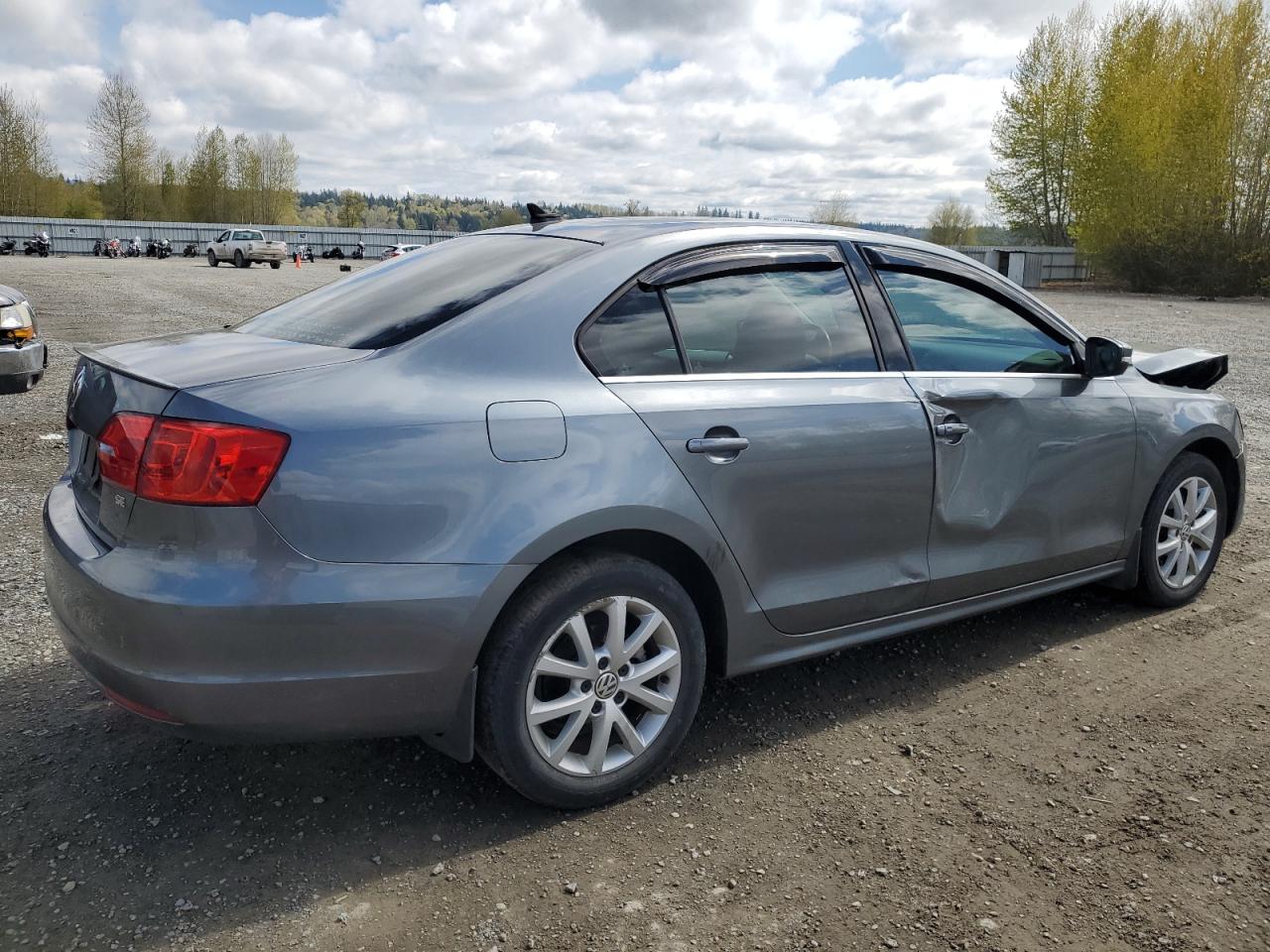 3VWD17AJ9EM351053 2014 Volkswagen Jetta Se