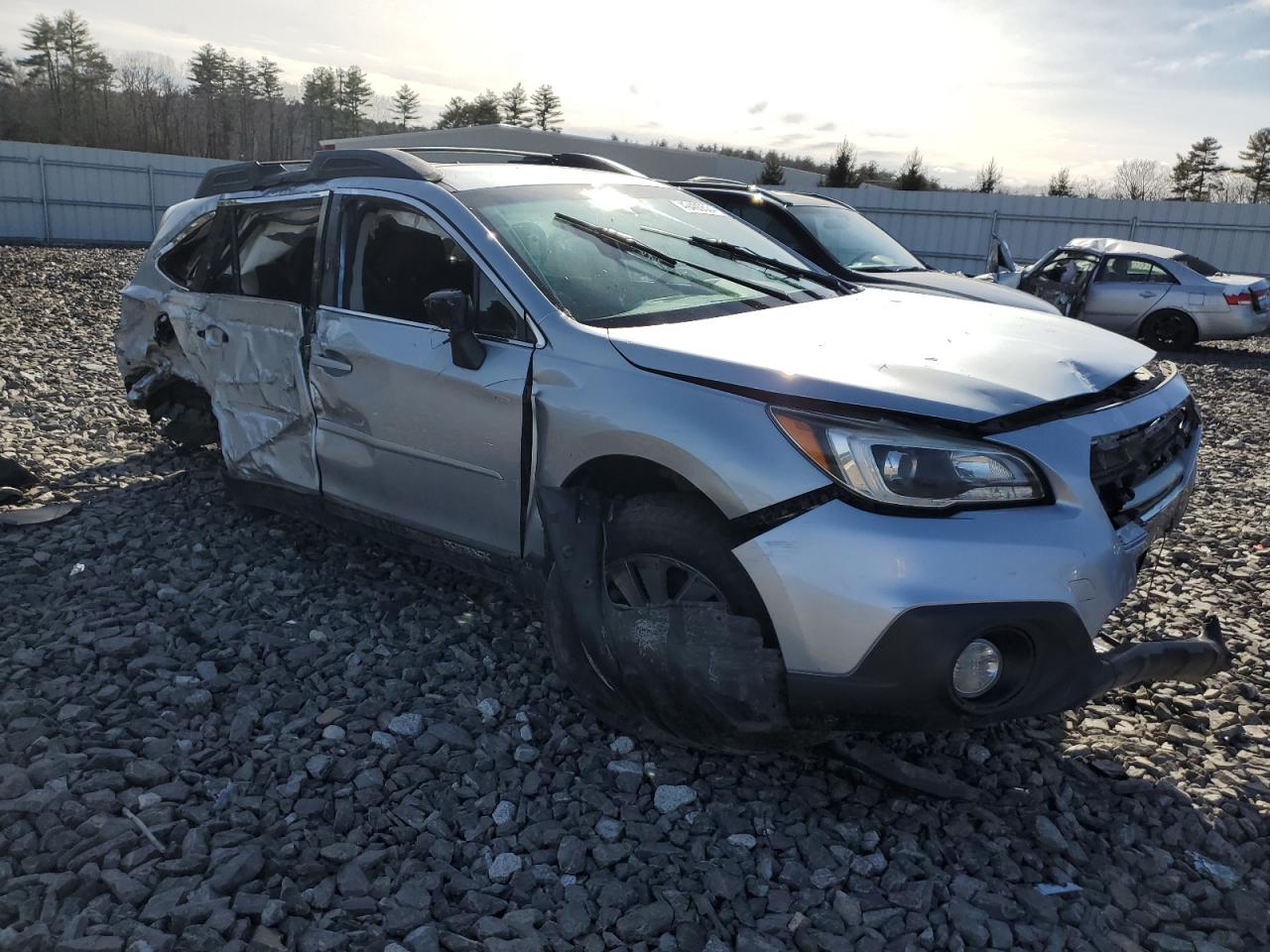 2016 Subaru Outback 2.5I Premium vin: 4S4BSAFC6G3299489