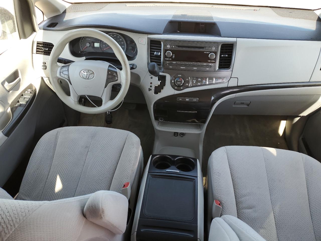 5TDKK3DC9DS337259 2013 Toyota Sienna Le