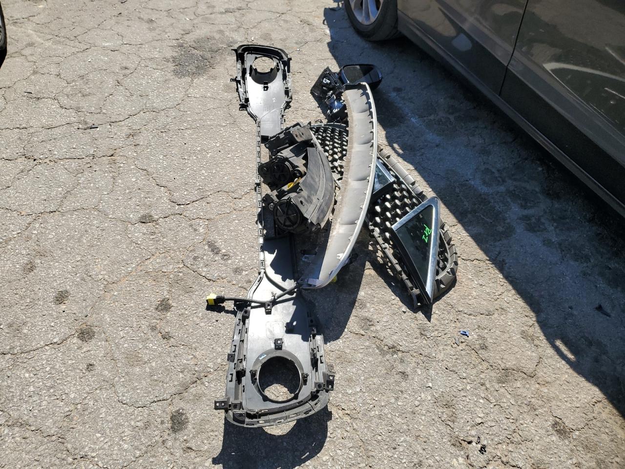 KNDME5C1XF6018211 2015 Kia Sedona Sxl