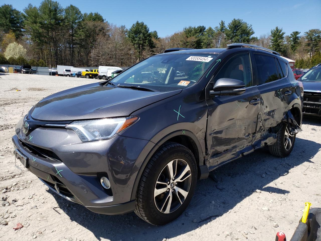 JTMRFREV7HJ139109 2017 Toyota Rav4 Xle