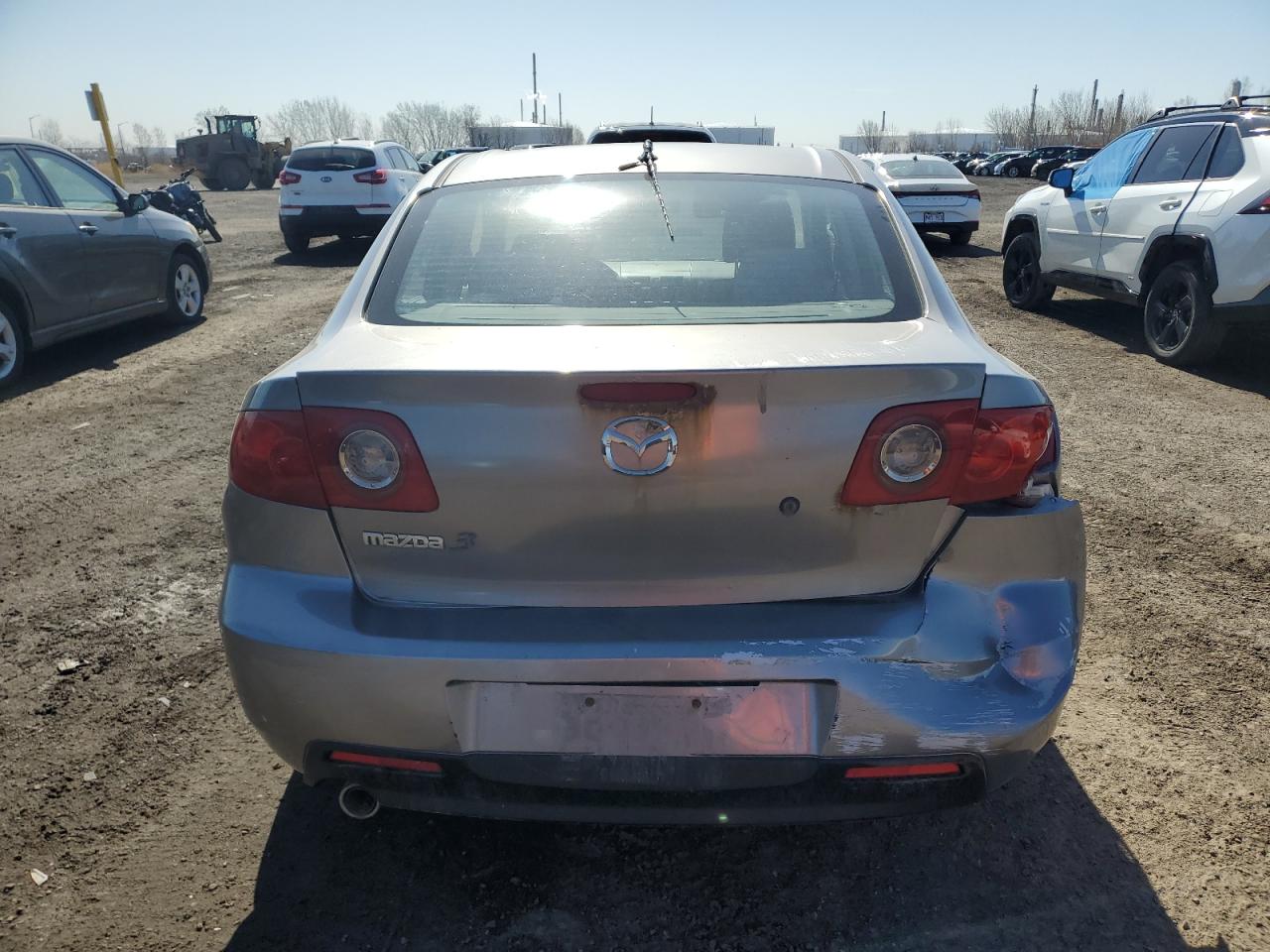 JM1BK12F551226014 2005 Mazda 3 I